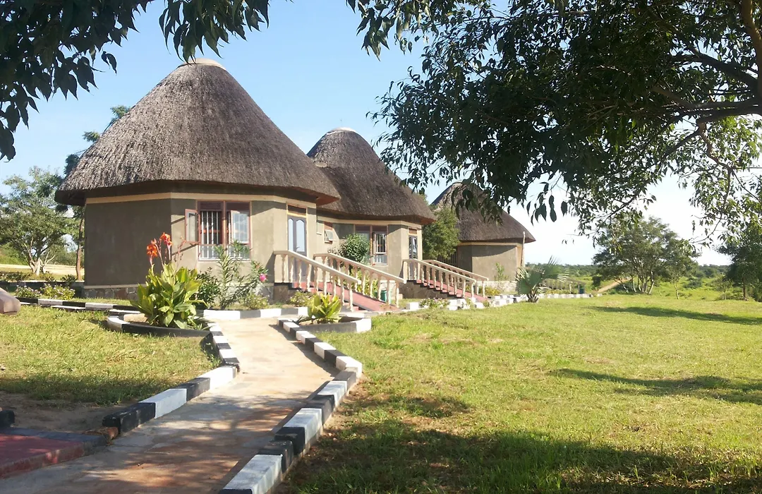 Parkside Safari Lodge-1