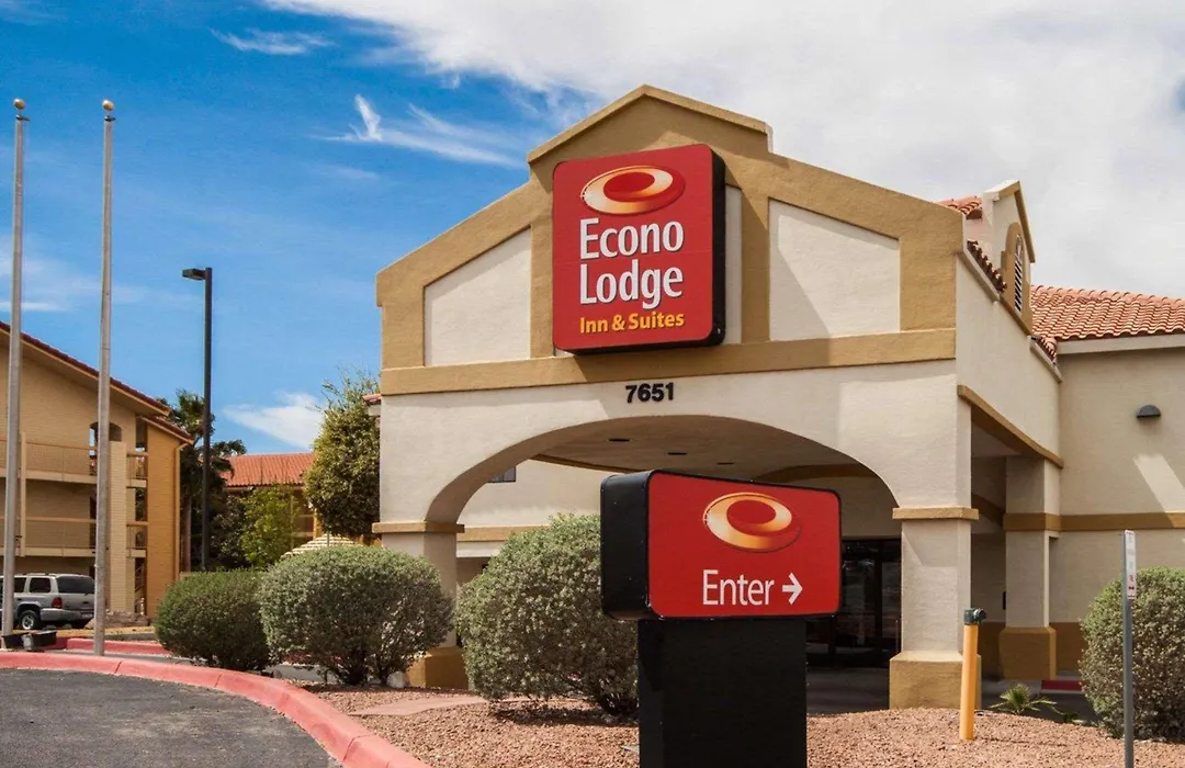 Econo Lodge Inn&Suites-1