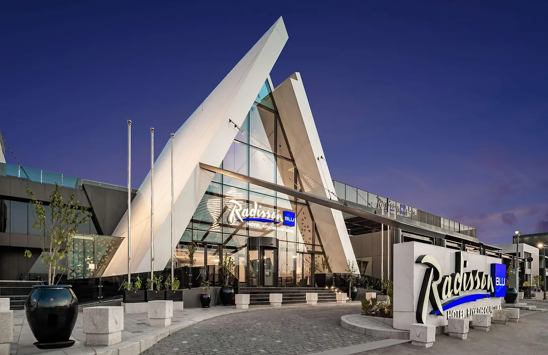 Radisson Blu Hotel Riyadh Qurtuba-1