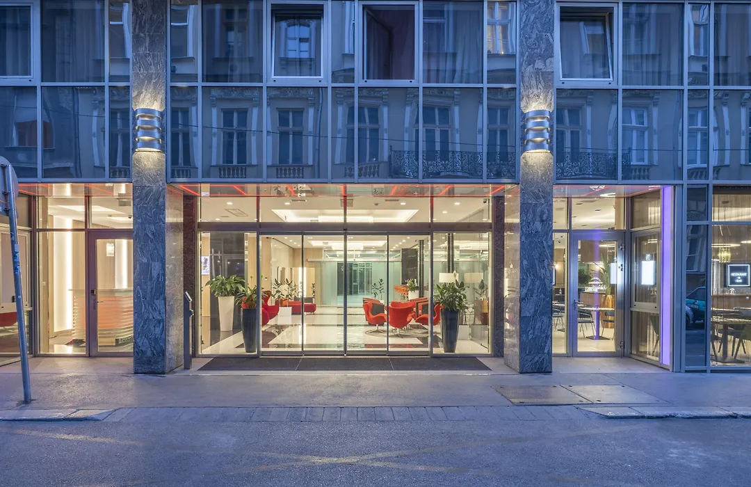 Silver Crown Hotel & Residence, Palace Quarter-1