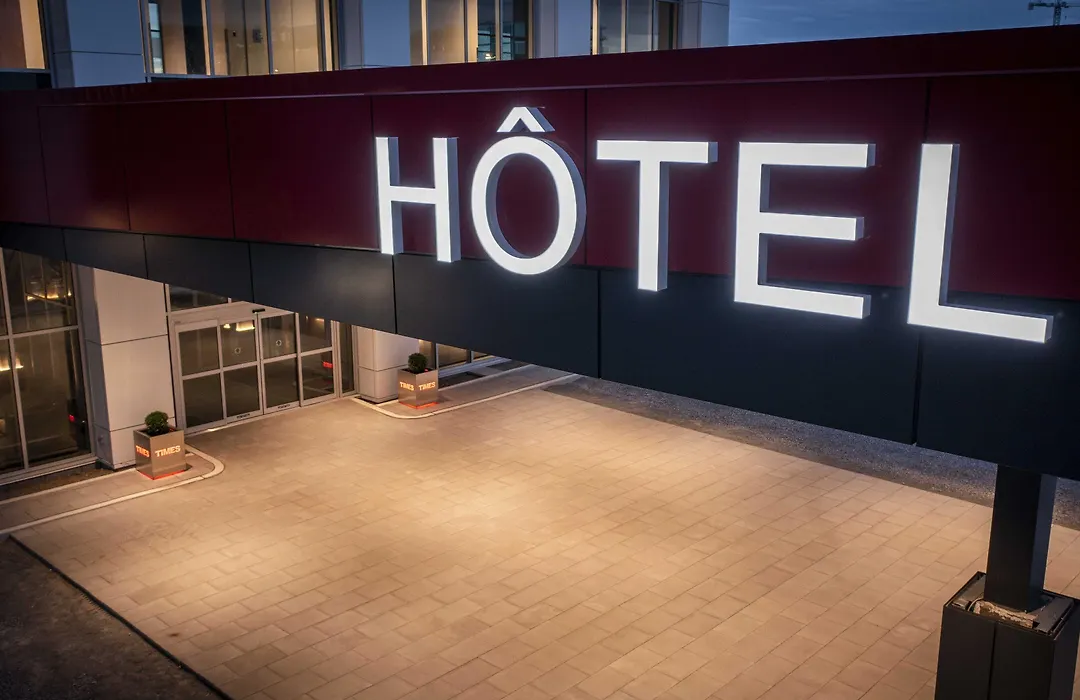 Grand Times Hotel Laval - Centropolis-1