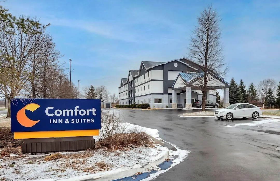 Comfort Inn & Suites Liverpool - Syracuse-1