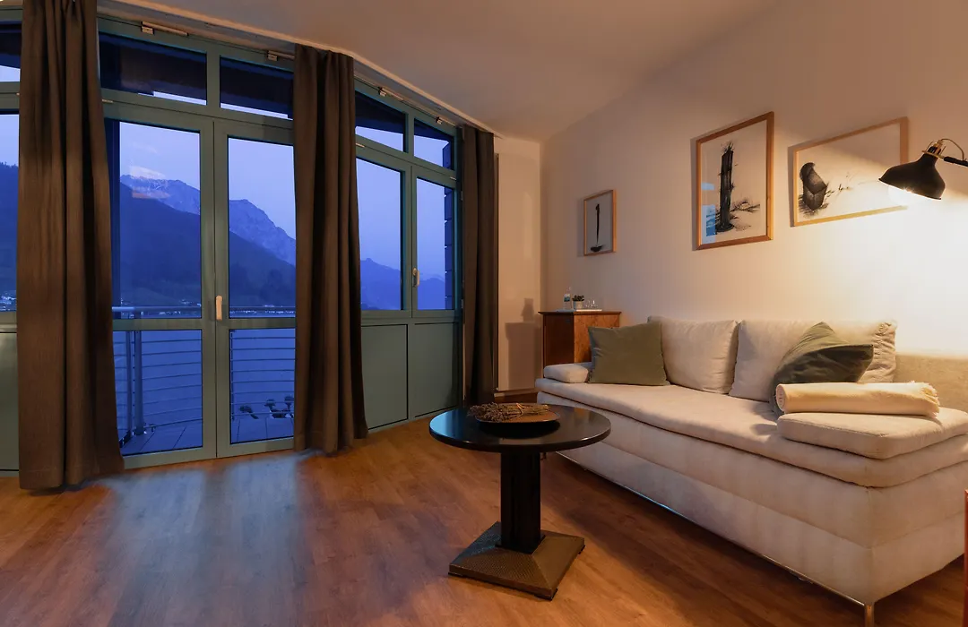Hotel Esplanade-1