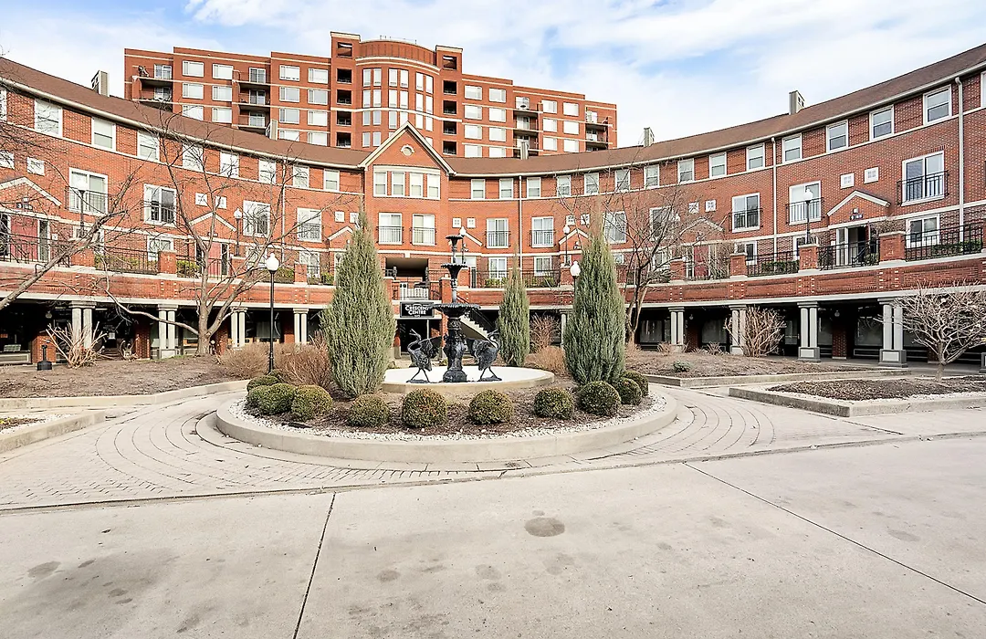 Kasa Downtown Louisville-1