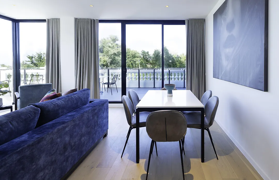 Oaks R Suites Geelong-1