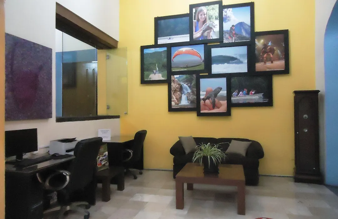 Hotel Concierge Plaza Colima-1