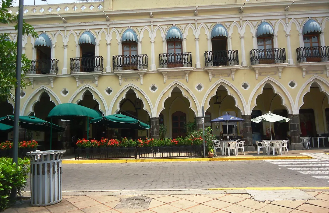 Hotel Concierge Plaza Colima-1