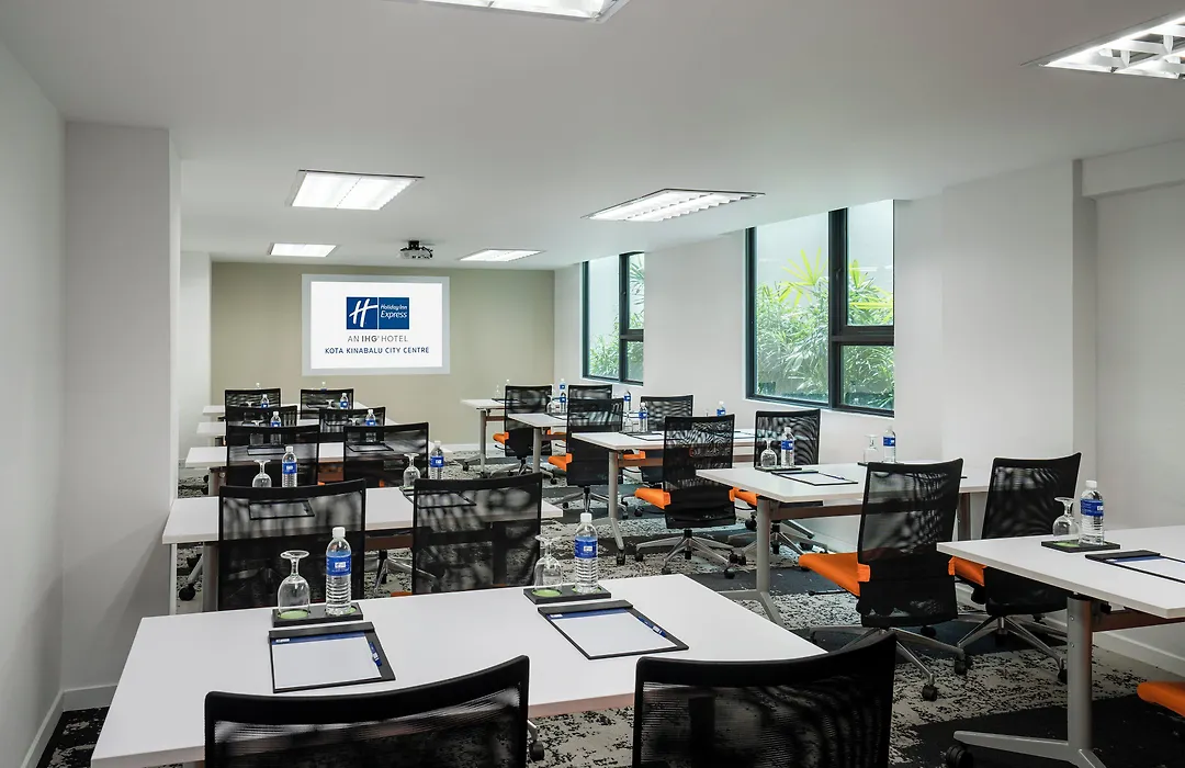 Holiday Inn Express Kota Kinabalu City Centre By Ihg-1