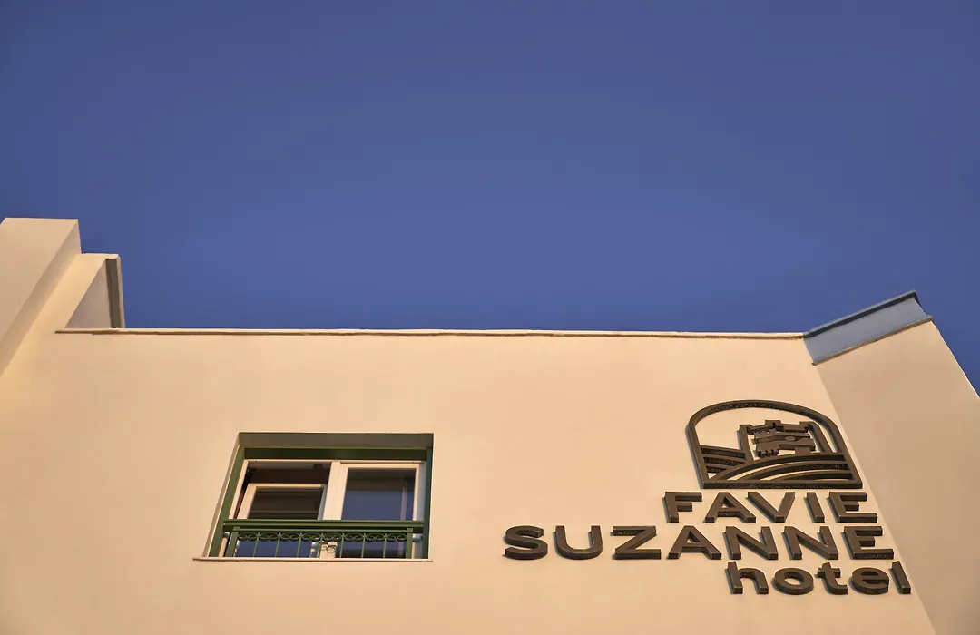 Favie Suzanne By Ghh-1