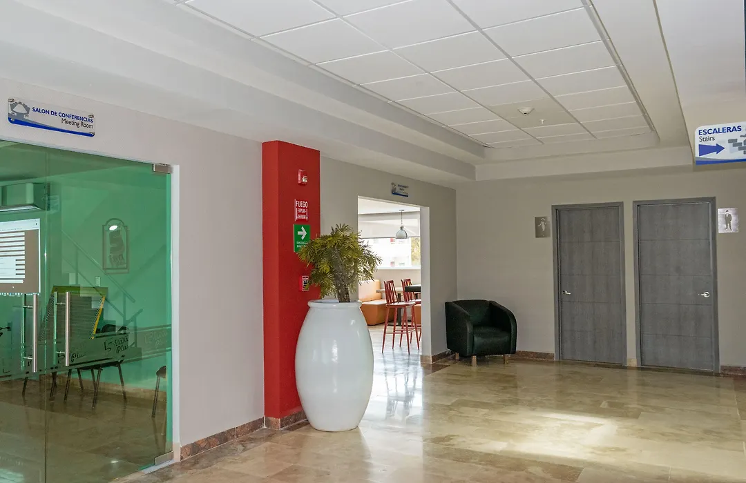 Hotel 5 Inn Plus-1