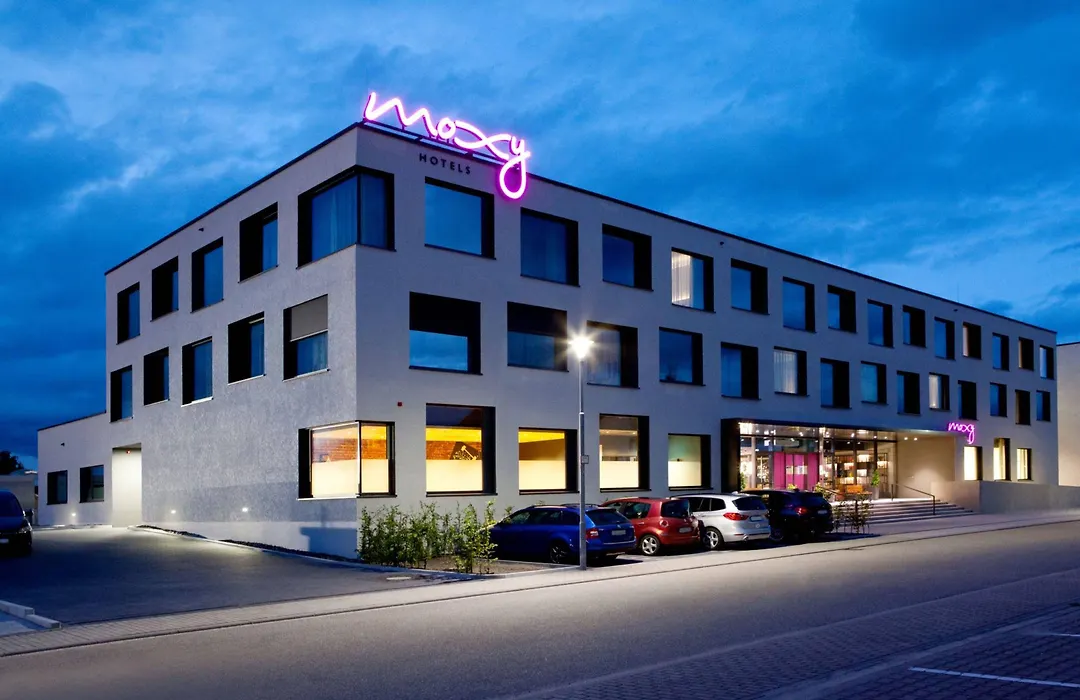 Moxy Rust-1