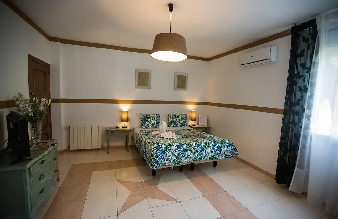 Hostal Escala Suites-1