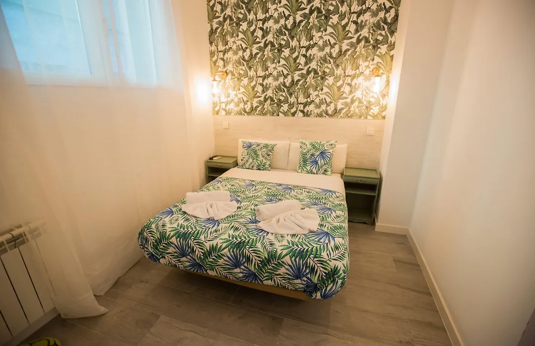 Escala Suites-1
