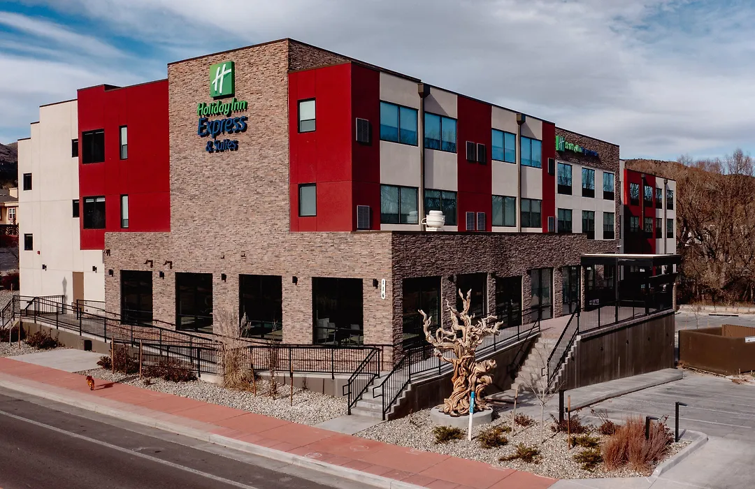 Holiday Inn Express & Suites - Manitou Springs By Ihg-1