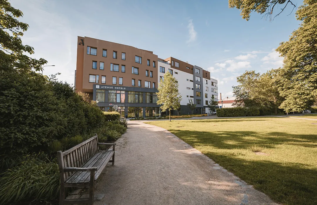 Avenue Pallova 28-1