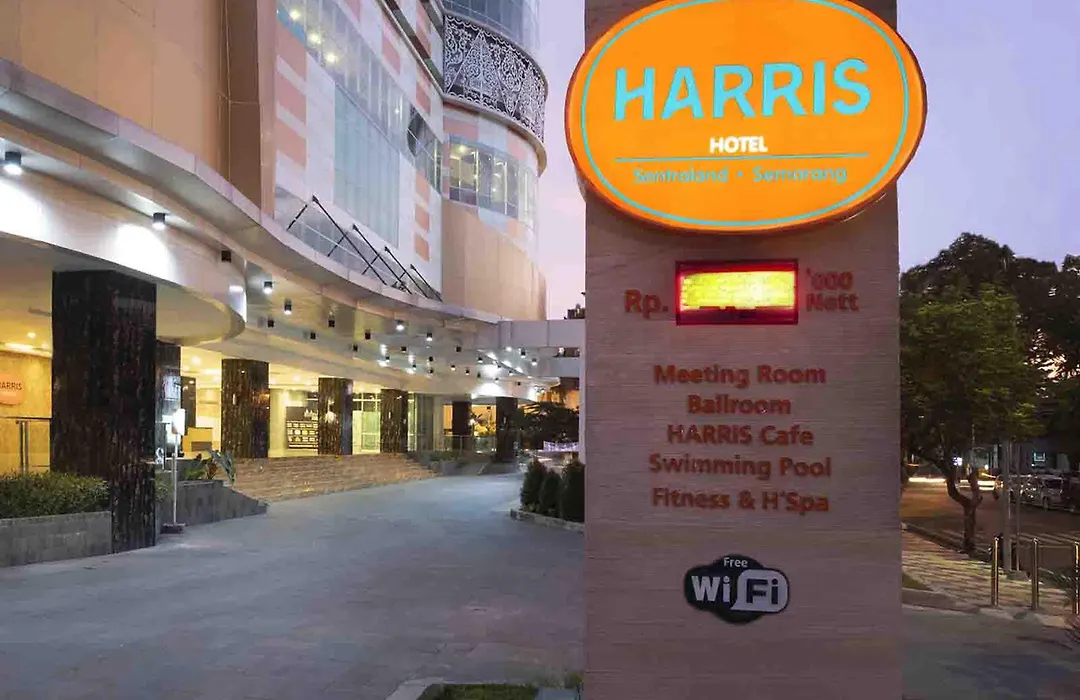 Harris Hotel Sentraland-1