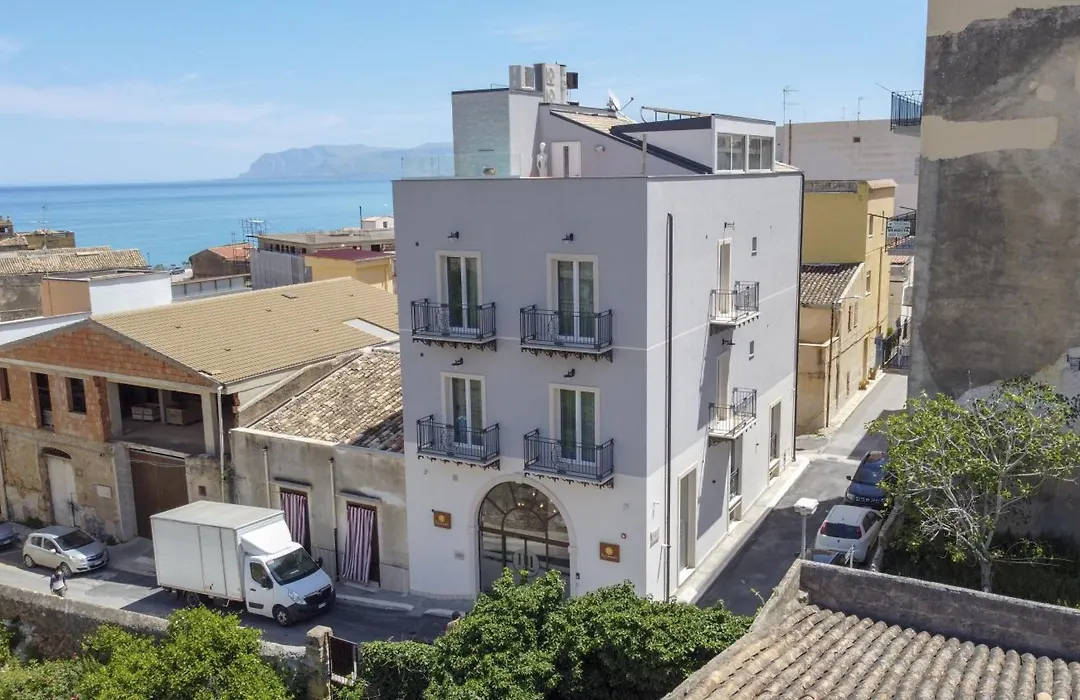 Luxmari Hotel & Spa-1