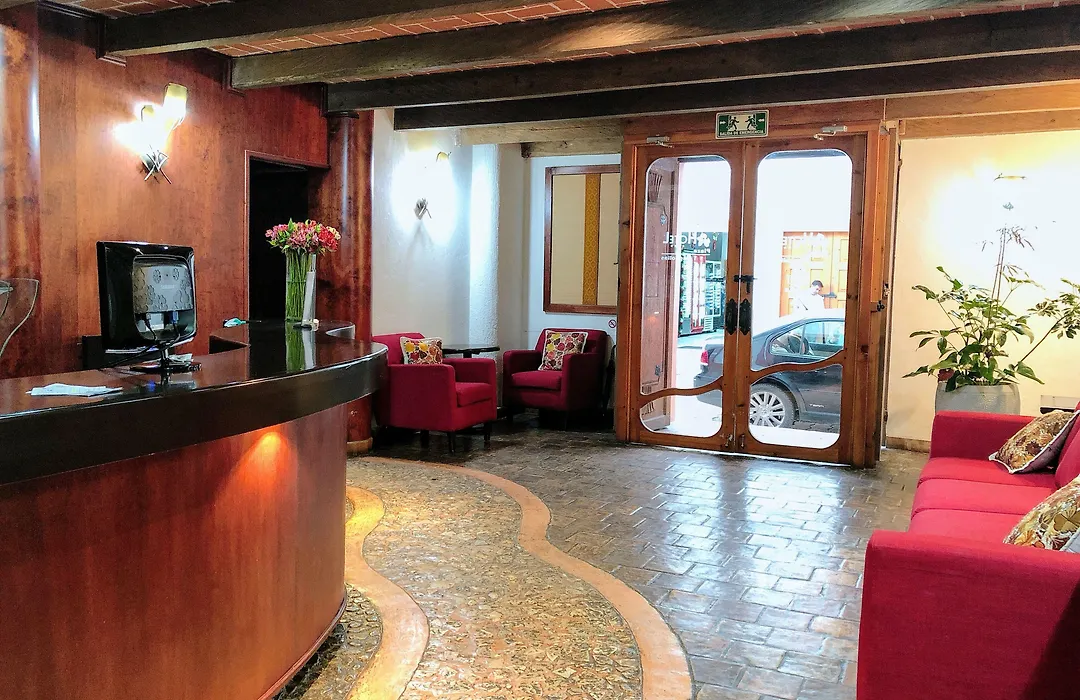Plaza Magnolias Suites-1