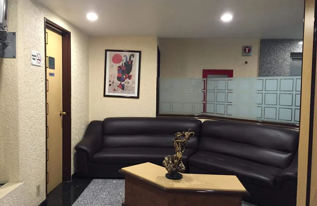 Hotel La Luna-1