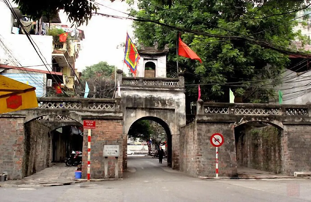 Hanoi Lakeside Premium Hotel & Travel-1