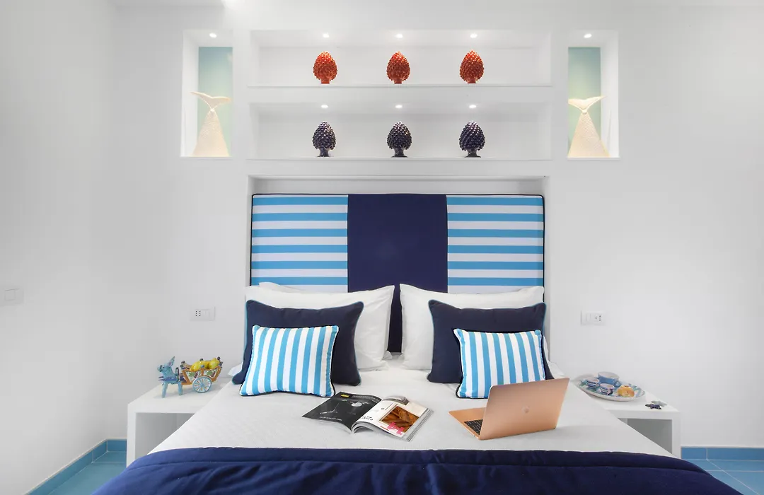 Yourhome - Sersale Suites-1