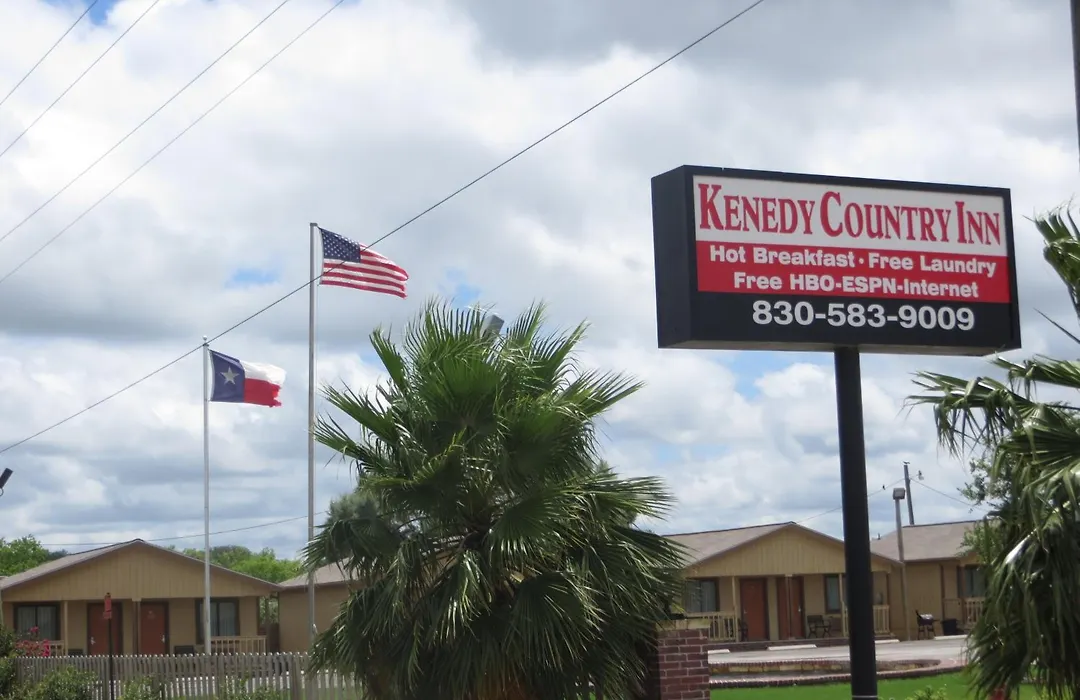 Kenedy Country Inn-1