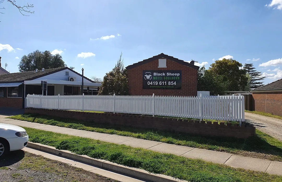Black Sheep Motel Goulburn-1