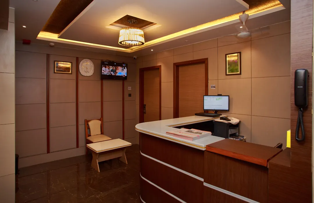 Hotel Leela-1