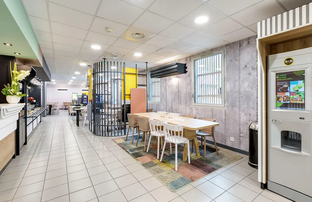 B&B Hotel Lille Centre Grand Palais-1