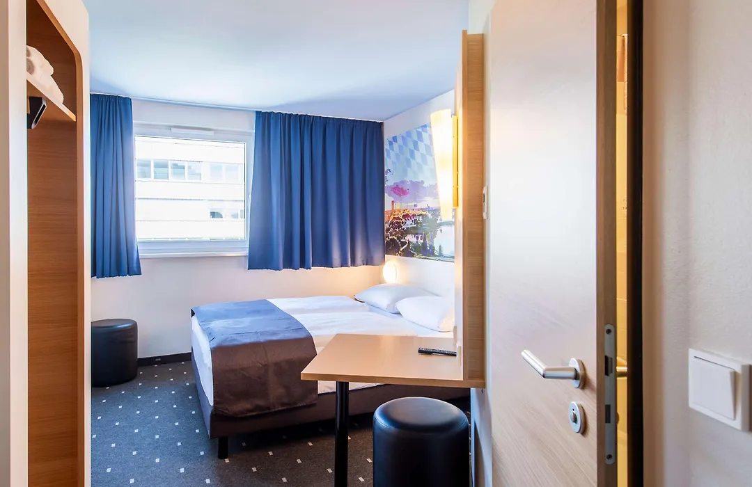 B&B Hotel Muenchen City-Nord-1