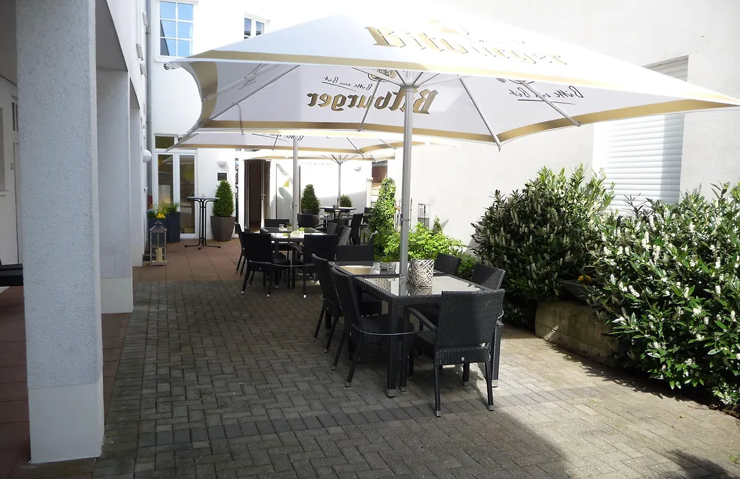 Hotel Bitburger Hof-1