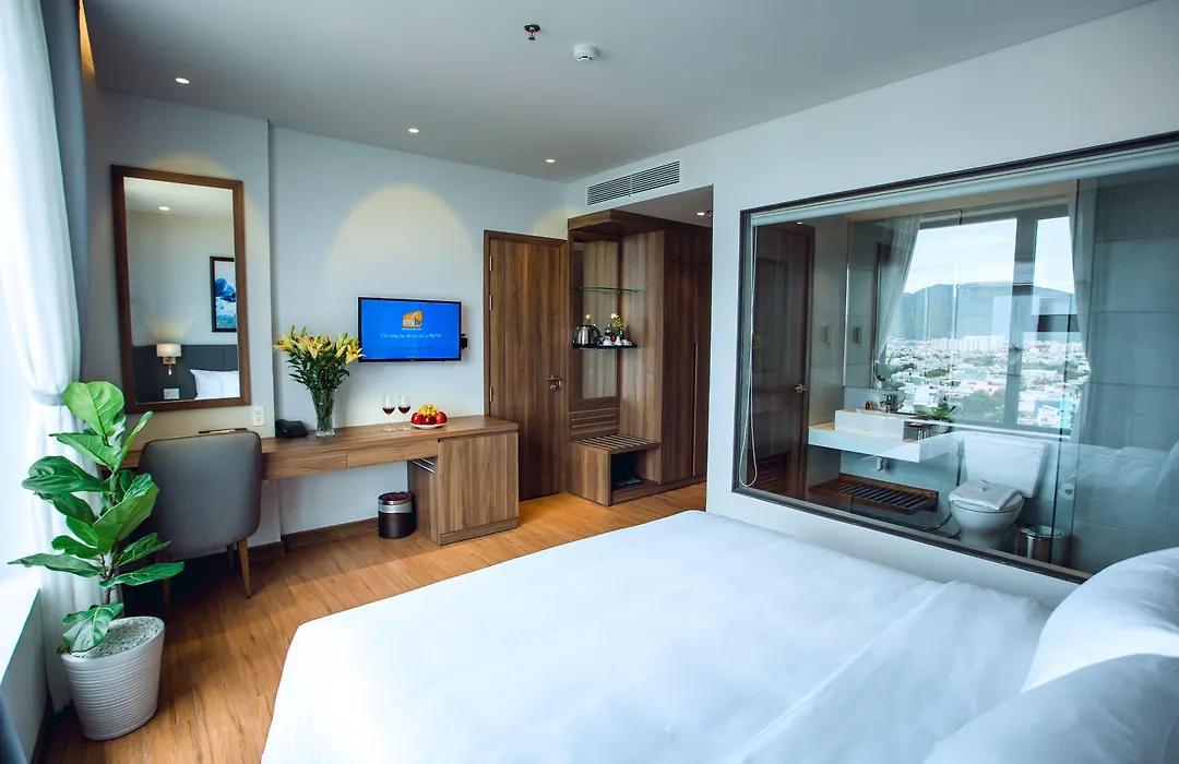 Glamour Hotel Da Nang-1