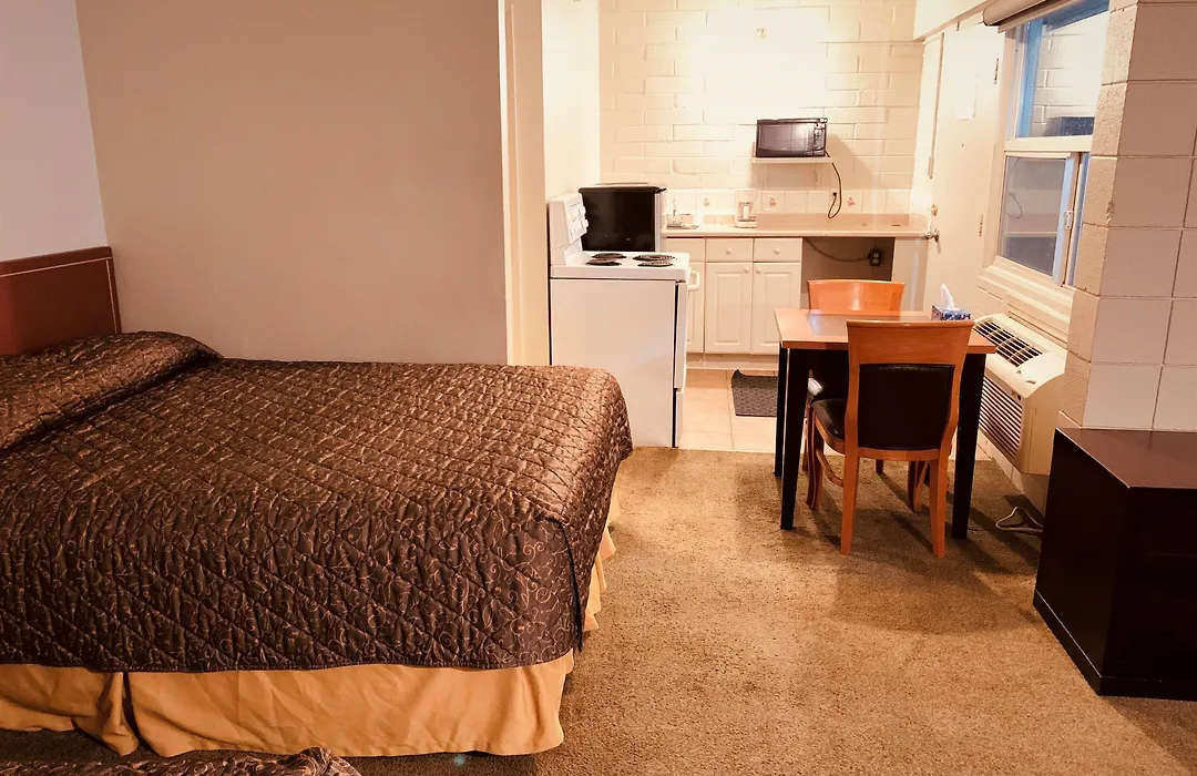 Red Carpet Inn & Suites-1