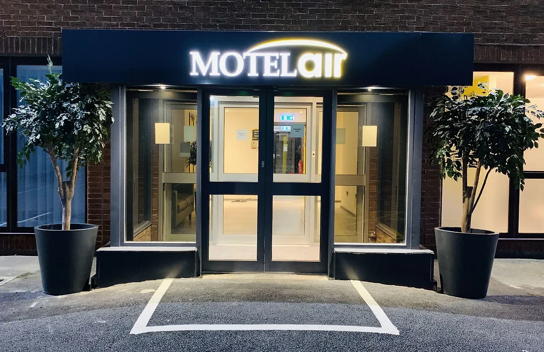 Motel Air Glasgow Airport-1
