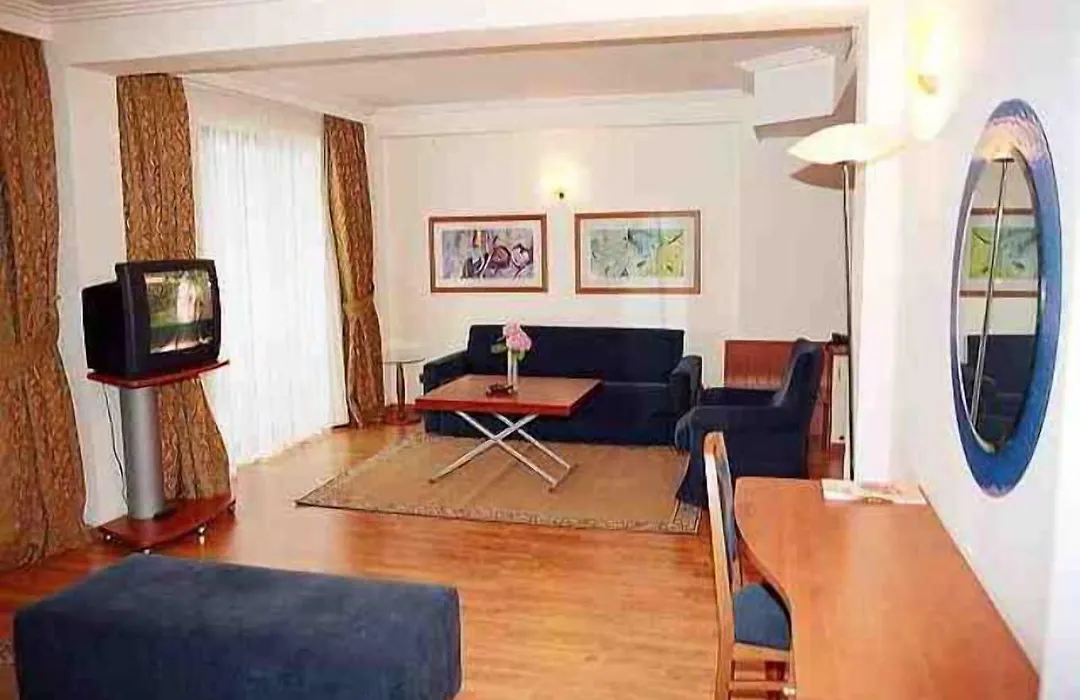 Butrinti Hotel-1
