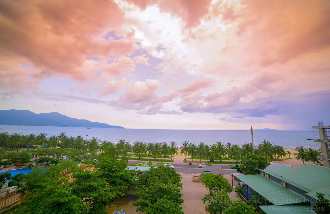 My Khe 2 Da Nang Seafront Hotel-1