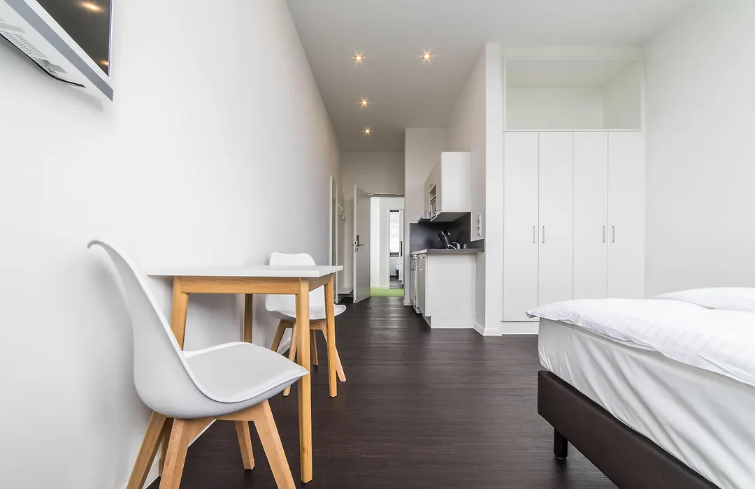 Apartmenthaus International-1
