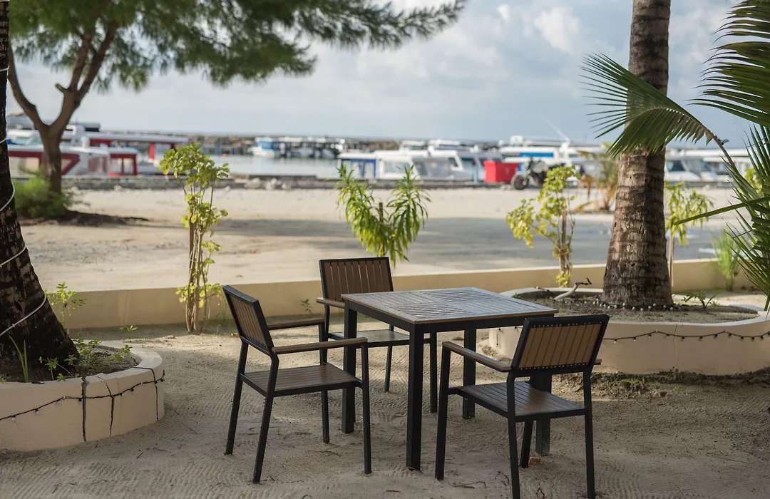 Icom Marina Sea View-1