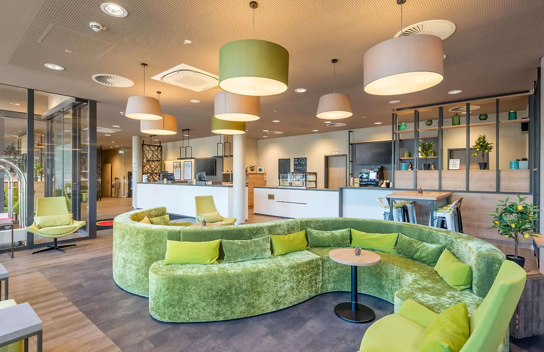 Super 8 By Wyndham Dresden-1
