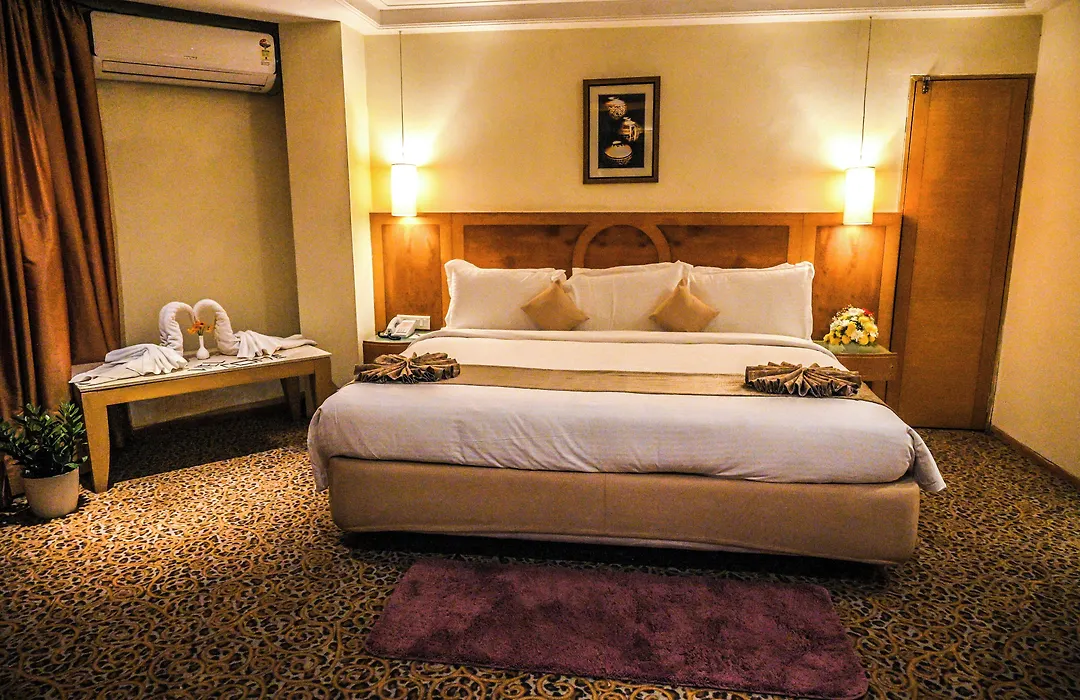 Katriya Hotel And Tower-1