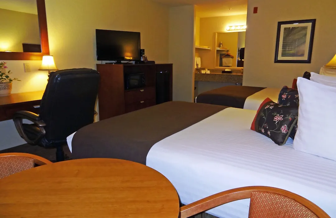 Kenedy Inn And Suites-1