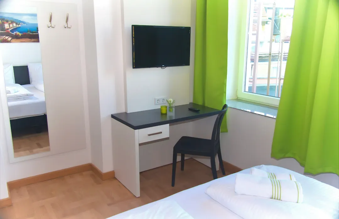 bestprice Hotel Aachen Hauptbahnhof-1