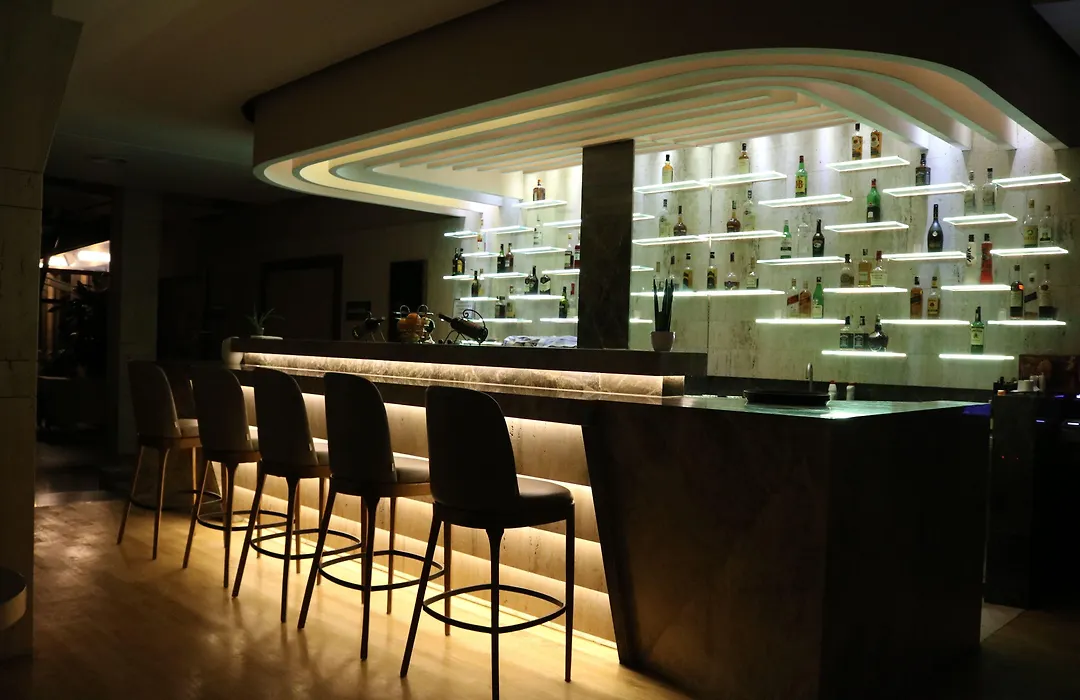 Hotel International Prishtina & Spa-1