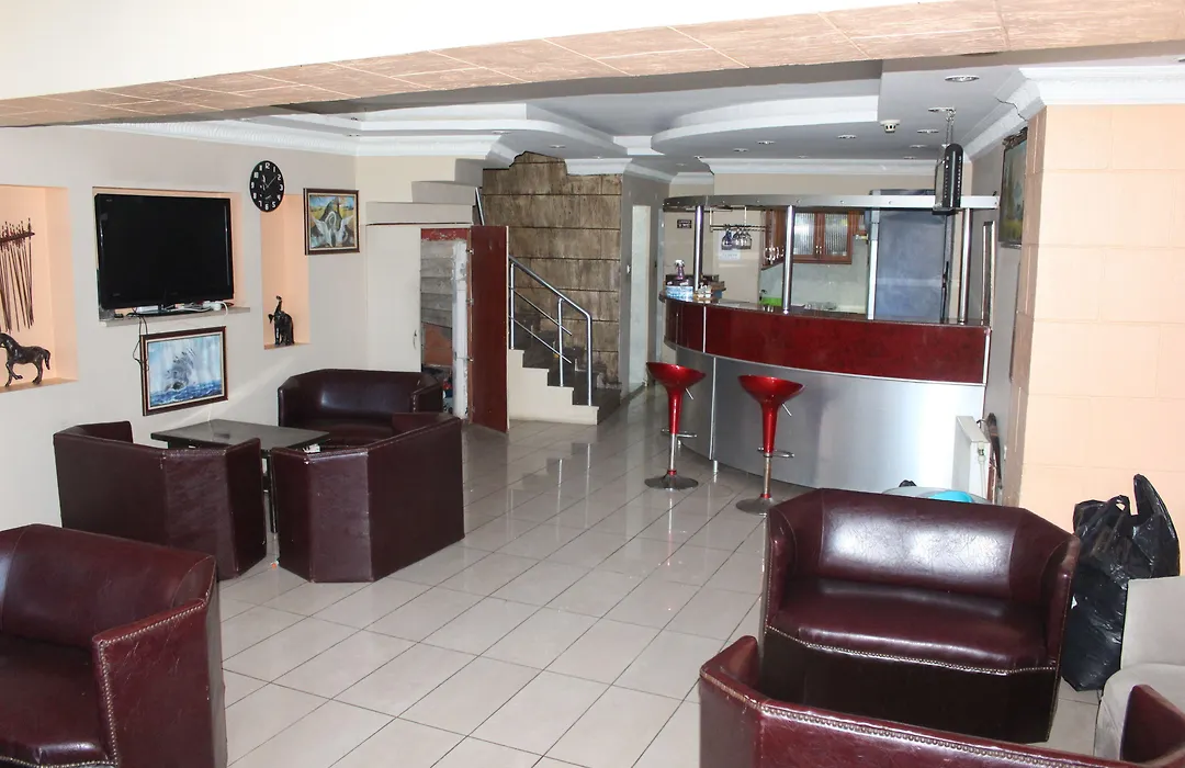 Ganita Life Hotel-1
