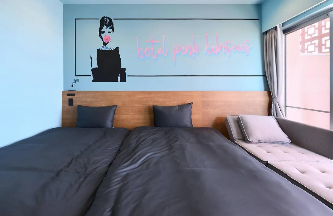 Hotel Pink Hibiscus-1