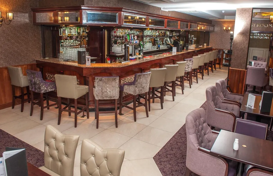 Allingham Arms Hotel-1