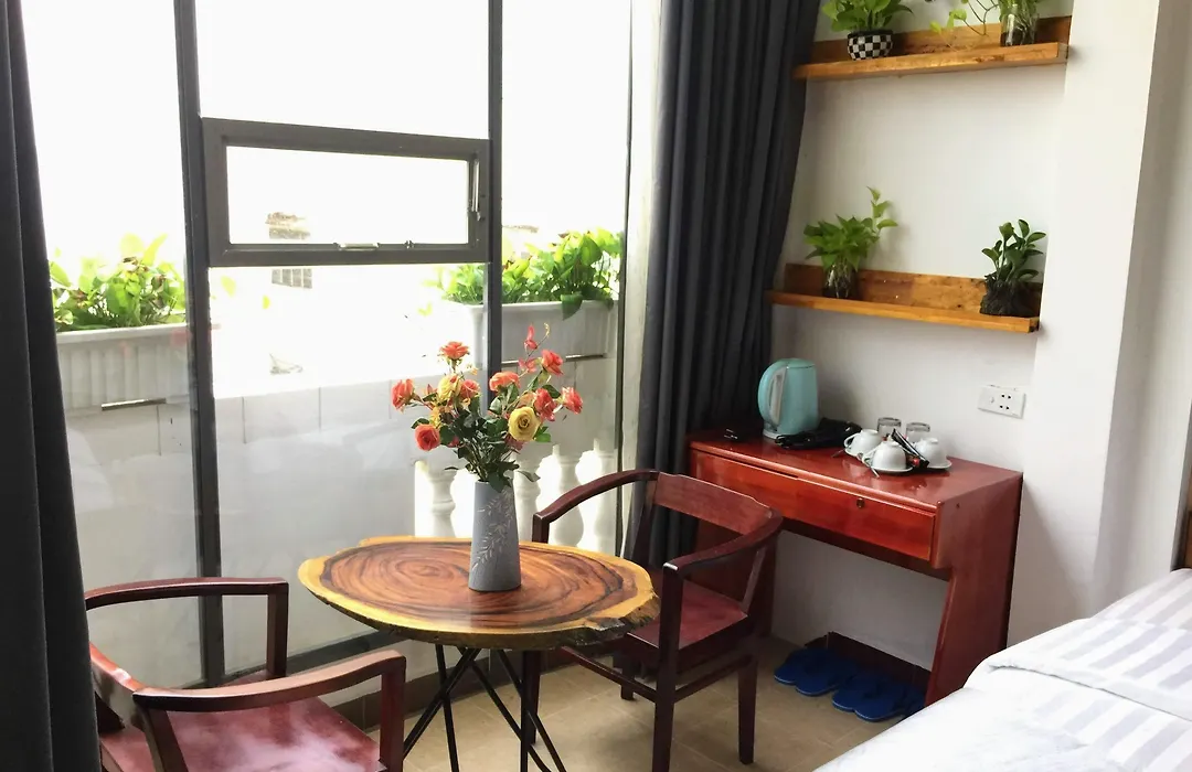 Na Nue Hotel-1
