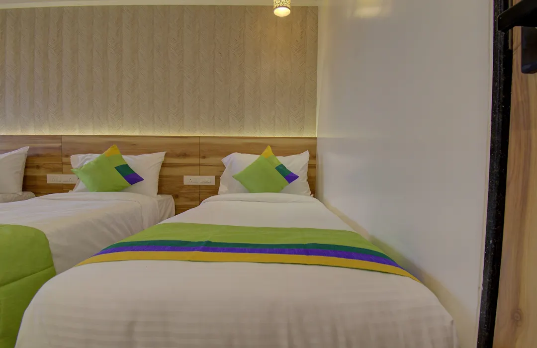 Hotel Amisha International-1