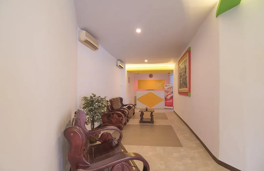 RedDoorz near ITC Mangga Dua-1