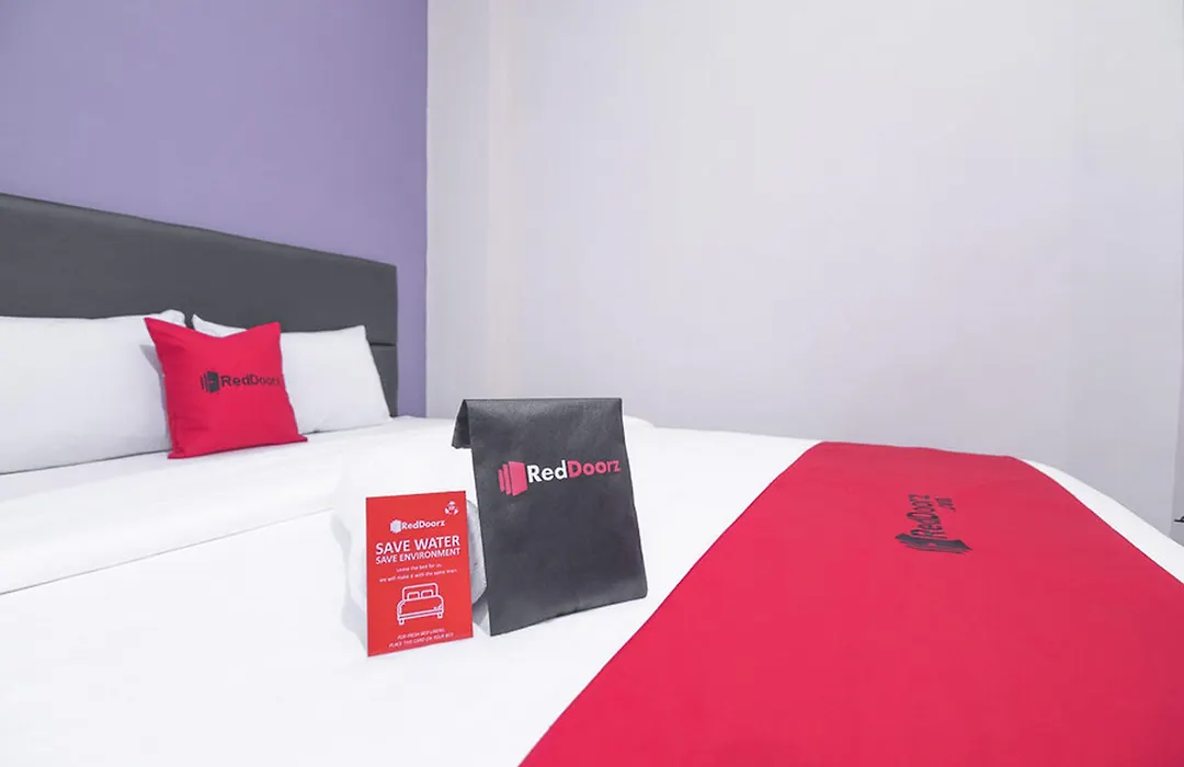 Reddoorz Near Itc Mangga Dua-1